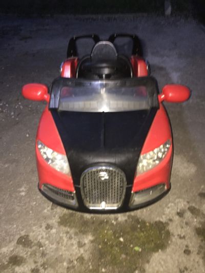 Лот: 22486669. Фото: 1. Электромобиль Bugatti. Детские электромобили