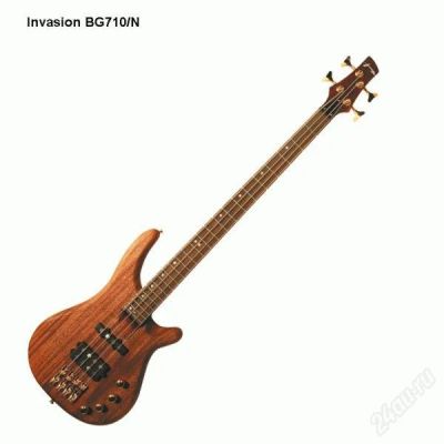 Лот: 70502. Фото: 1. Бас INVASION BG710 + Подставка... Гитары