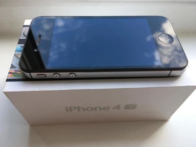 Лот: 10016179. Фото: 1. Iphone 4s 32Gb. Смартфоны