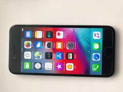 Лот: 13923332. Фото: 1. iPhone 6 Space Gray 16GB. Смартфоны