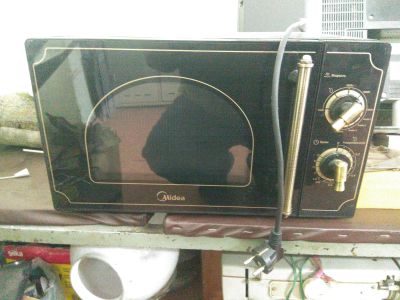 Лот: 19928852. Фото: 1. Микроволновка Midea. Микроволновки, мини-печи