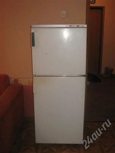 Лот: 681241. Фото: 1. Продам холодильник. Холодильники, морозильные камеры