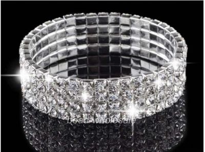Лот: 3870469. Фото: 1. браслет New Fashion 4Rows Crystal... Браслеты