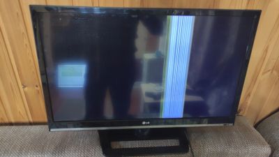 Лот: 18432987. Фото: 1. LED Телевизор LG 32ls560t. Телевизоры