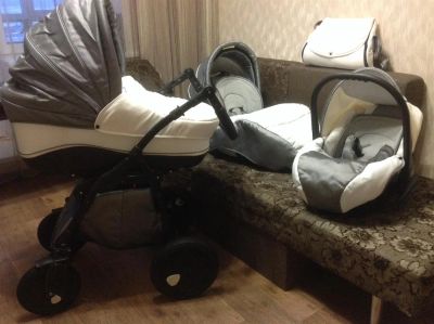 Лот: 3575337. Фото: 1. Коляска Tutis Zippy Silver 3в1. Коляски