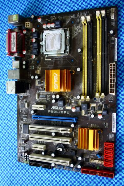 Лот: 17804149. Фото: 1. Материнская плата Asus p5ql-epu. Материнские платы