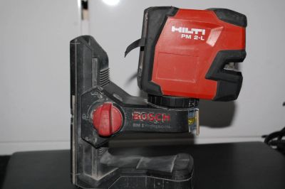 Лот: 7976155. Фото: 1. Лазерный нивелир Hilti PM 2-L. Ручной инструмент