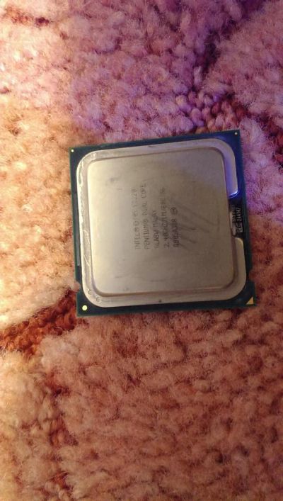 Лот: 4088860. Фото: 1. CPU Intel Pentium Dual-Core E2220... Процессоры