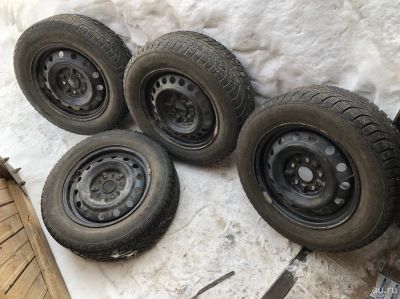 Лот: 13343206. Фото: 1. Штампованные диски на шипованной... Шины на дисках