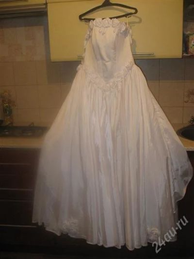 Лот: 2030582. Фото: 1. Свадебное платье 46-48. Другое (свадебная мода)