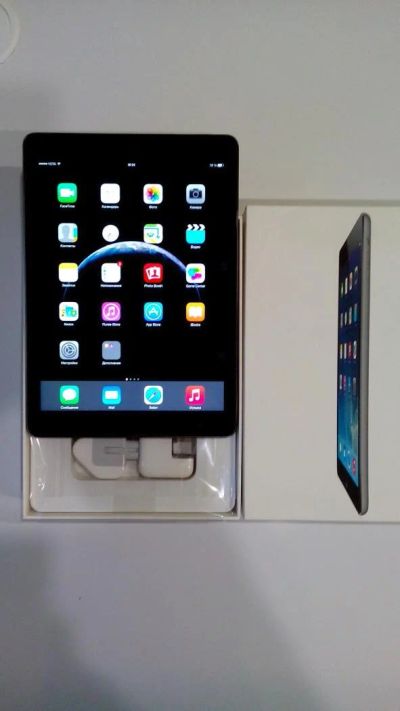 Лот: 5379136. Фото: 1. iPad Air 32GB Wi-Fi + Celluiare... Планшеты