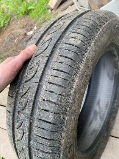 Лот: 20270259. Фото: 1. Pirelli formula energy 175/65... Шины