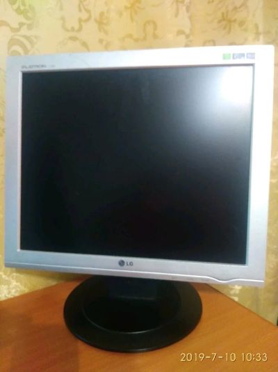 Лот: 14030925. Фото: 1. Монитор 17. ЖК-мониторы