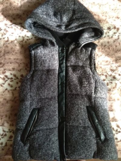 Лот: 15665960. Фото: 1. Теплый жилет Zara. Пиджаки, жакеты, жилеты
