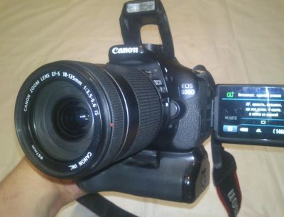 Лот: 9853214. Фото: 1. Canon EOS 600 D - 18-135 is Комплект. Цифровые зеркальные