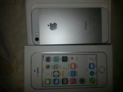 Лот: 11106675. Фото: 1. Продам айфон 5s. Смартфоны