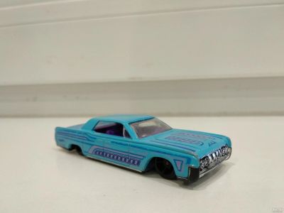 Лот: 13568914. Фото: 1. Машинка 9 Hot Wheels с рубля. Машины и техника