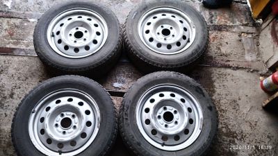 Лот: 16814855. Фото: 1. Колеса Nissan. Шины на дисках