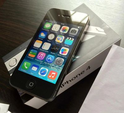 Лот: 3683265. Фото: 1. iPhone 4 8GB PCT. Смартфоны