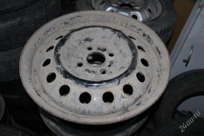 Лот: 2504303. Фото: 1. Комплект Штамповак R15 4/100. Диски