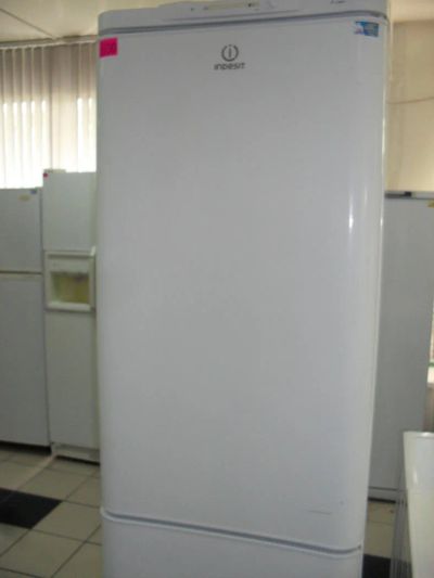 Лот: 7592587. Фото: 1. Холодильник Indesit код 501232. Холодильники, морозильные камеры