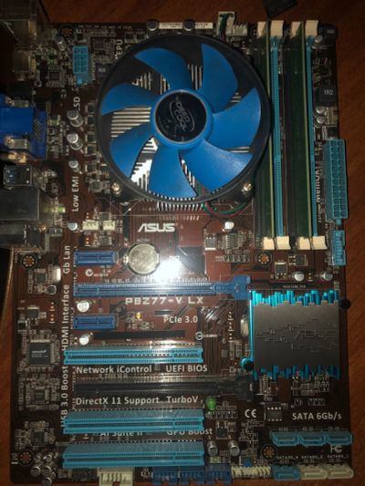 Лот: 18402799. Фото: 1. Материнская плата ASUS P8Z77-V... Материнские платы