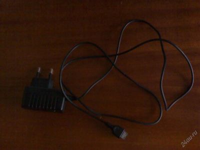 Лот: 114013. Фото: 1. Зарядка на Samsung SGH-M610 и... Зарядные устройства, блоки питания, адаптеры сетевые для смартфонов