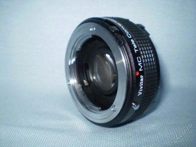 Лот: 2946794. Фото: 1. 2-кратный телеконвертер Vivitar... Конвертеры