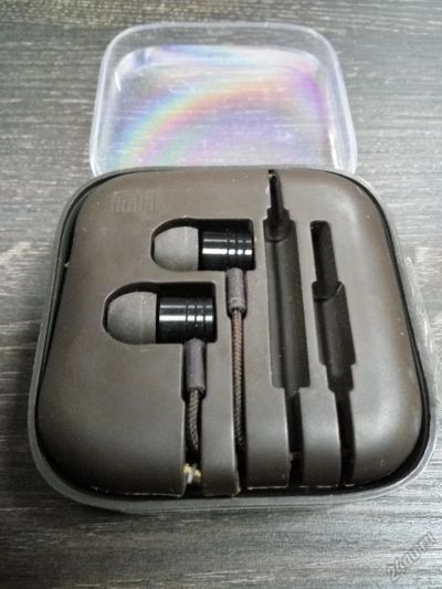 Лот: 6778230. Фото: 1. Наушники Xiaomi Piston 3. Наушники, гарнитуры