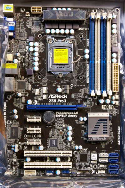 Лот: 11385775. Фото: 1. Материнская плата ASRock Z68 Pro3... Материнские платы