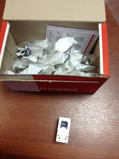 Лот: 6821279. Фото: 1. Розетка RJ-45 5кат. экран., Legrand... Другое (смартфоны, связь, навигация)