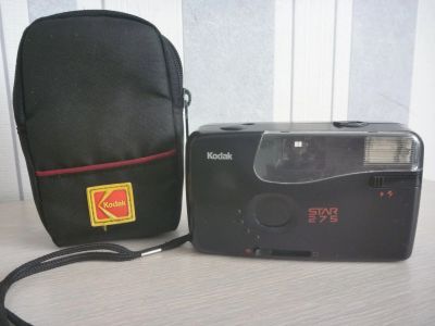 Лот: 15909920. Фото: 1. Пленочный компактный фотоаппарат... Плёночные компактные