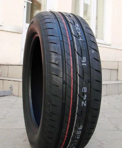 Лот: 7745077. Фото: 1. Bridgestone 91V Ecopia EP200 215... Шины