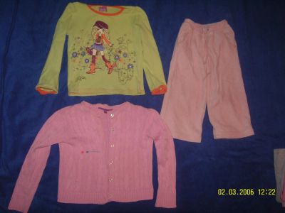 Лот: 3023085. Фото: 1. Кофточки + штанишки на дев. одним... Другое (одежда и аксессуары)