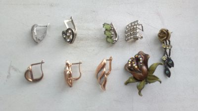 Лот: 9479389. Фото: 1. Серьги одиночные (без пары) Одним... Серьги, каффы