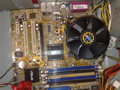Лот: 1950276. Фото: 1. ASUS P5GD1-VM + Процессор Intel... Материнские платы
