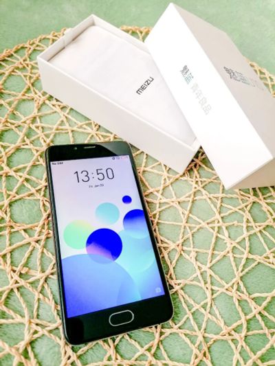 Лот: 18412657. Фото: 1. Смартфон Meizu U10 3/32. Смартфоны