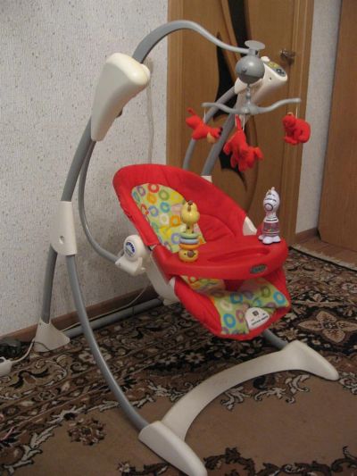Лот: 3106601. Фото: 1. Качели GRACO от электросети. Ходунки, прыгунки, качели