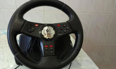 Лот: 4524387. Фото: 1. Руль logitech. Другое (компьютеры, оргтехника, канцтовары)