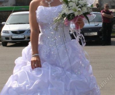 Лот: 497378. Фото: 1. Продам шикарное свадебное платье... Другое (свадебная мода)