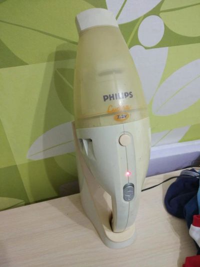 Лот: 9568673. Фото: 1. Аккумуляторный пылесос Philips... Пылесосы, паровые швабры