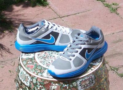Лот: 776295. Фото: 1. новыe NIKE lunaracer RUNNING кроссовки... Кеды, кроссовки, слипоны