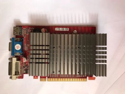 Лот: 12069996. Фото: 1. Вторая видеокарта Palit GeForce... Видеокарты