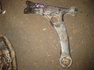 Лот: 20902928. Фото: 1. Рычаг подвески нижний Toyota Avensis... Ходовая, подвеска, рулевое управление