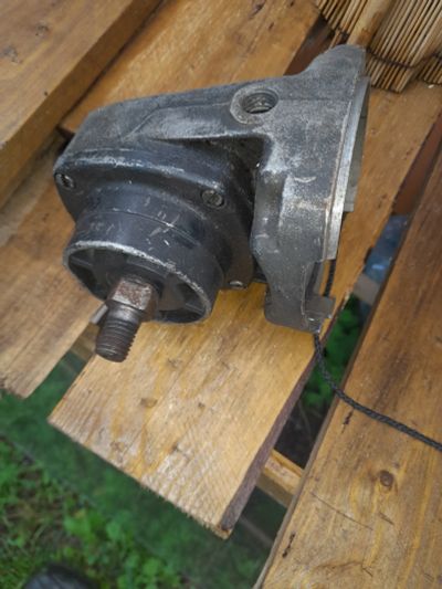 Лот: 20724302. Фото: 1. Редуктор для болгарки. Запчасти