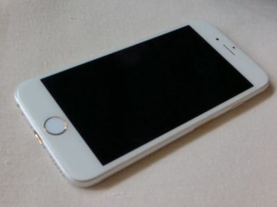 Лот: 20973751. Фото: 1. iPhone 6, 32гб, включается (продаю... Смартфоны