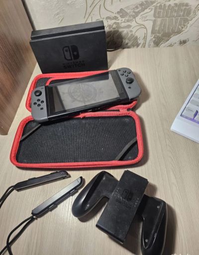 Лот: 24426098. Фото: 1. Nintendo switch 1rev прошитая. Игровые приставки, консоли