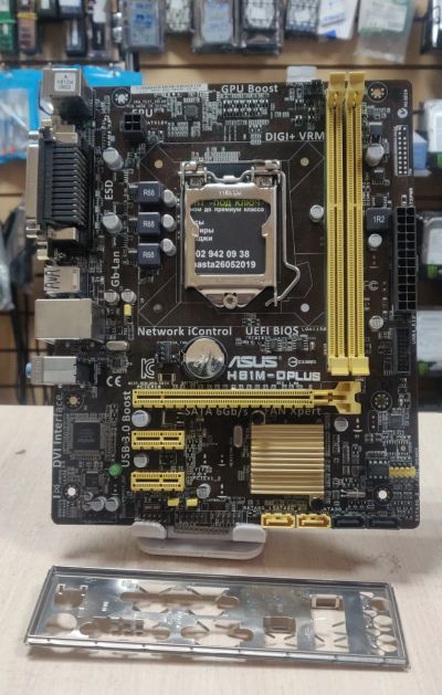 Лот: 21064727. Фото: 1. Мат. плата ASUS H81M-D Plus/LGA1150... Материнские платы