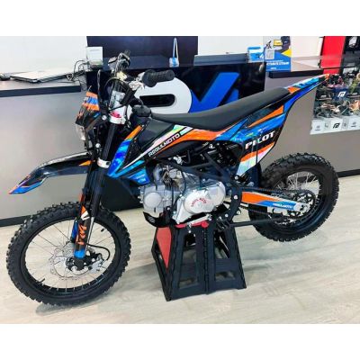 Лот: 25355006. Фото: 1. Regulmoto PILOT EM 17/14. Мотоциклы