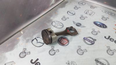 Лот: 23587347. Фото: 1. Шатун Mercedes-Benz S600 M137E58... Двигатель и элементы двигателя